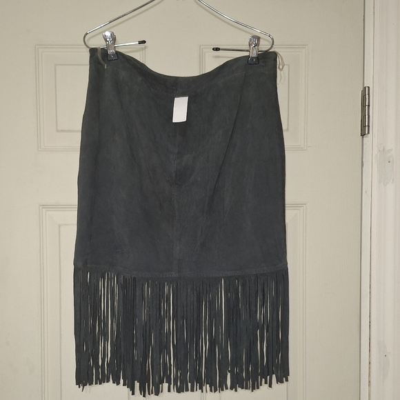Scoop Suede Fringe Skirt - Picture 2 of 5
